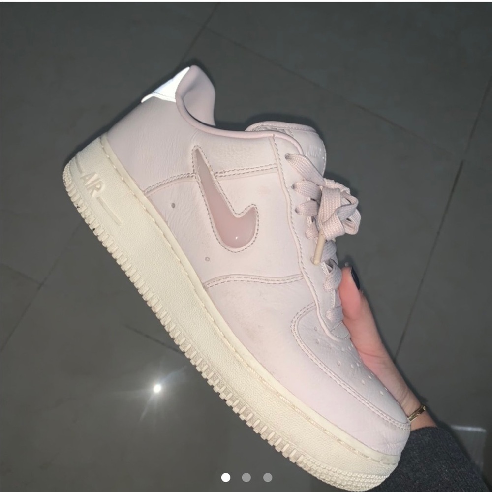 Nike Retro Air Force 1 Jewel
